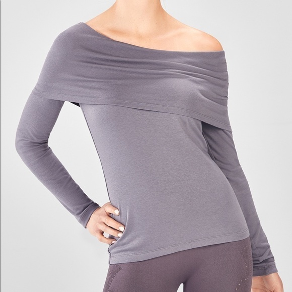Fabletics Adrienne off the shoulder Long sleeve - Picture 1 of 6